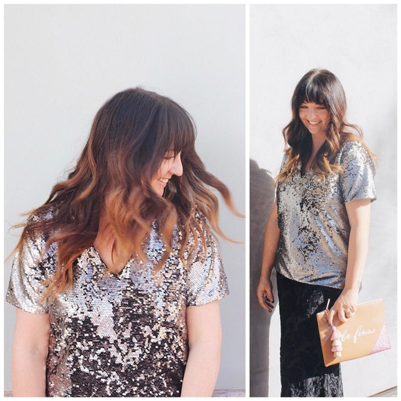 NWT, Anthropologie, Silver Sequined V-neck Top - Picture 2 of 4